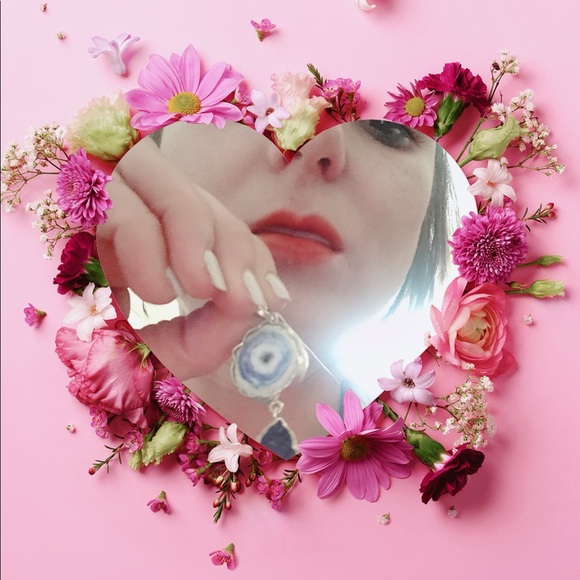 Sterling silver agate charm on silver tone necklace - Picture 3 of 8